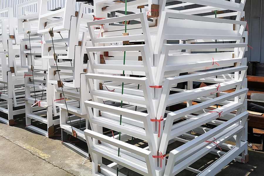 カスタム鋼構造物 カスタム鋼構造物