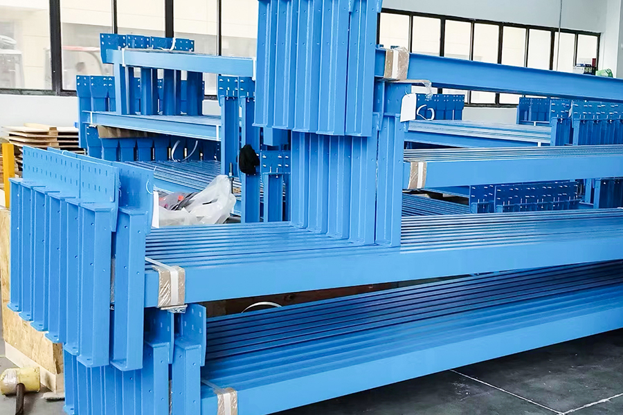 カスタム鋼構造物 カスタム鋼構造物